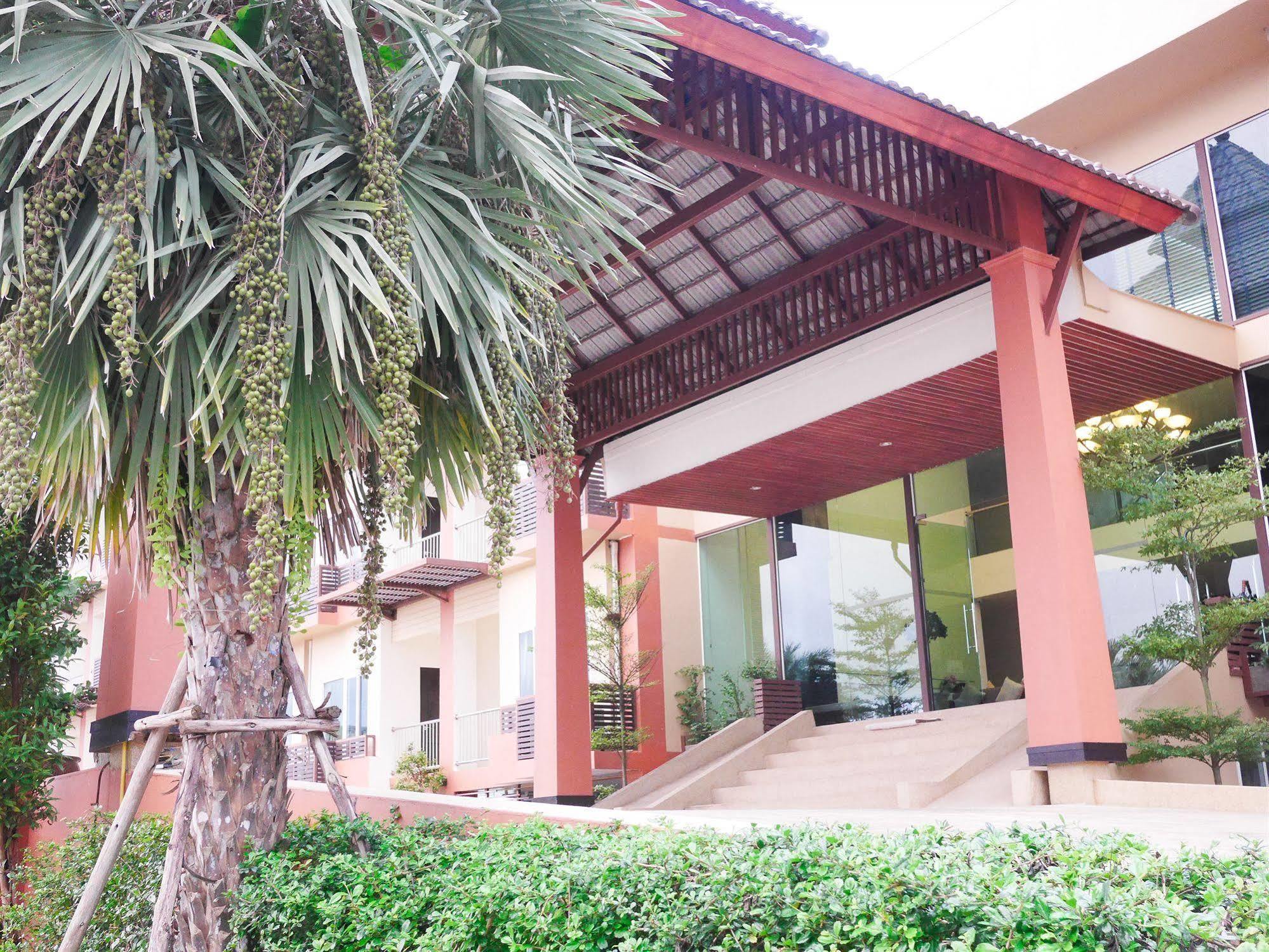 Phufa Waree Chiangrai Resort - Sha Extra Plus Чіанграй Екстер'єр фото